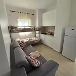 Nian * Vlorë