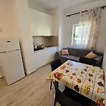 Nian Διαμέρισμα Vlorë