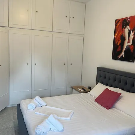 Nian Apartment